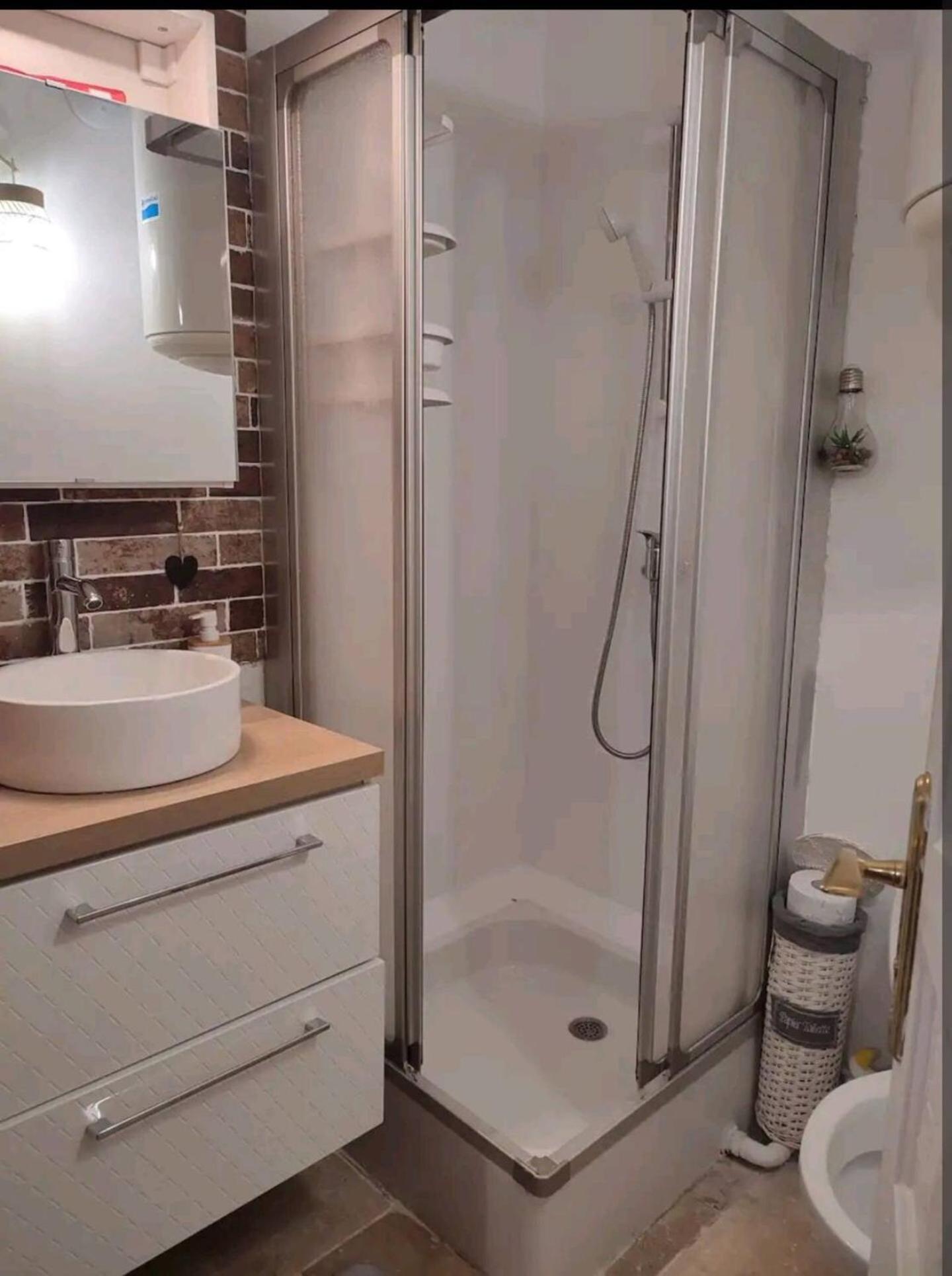 Le Loft Dore Ustou Luaran gambar